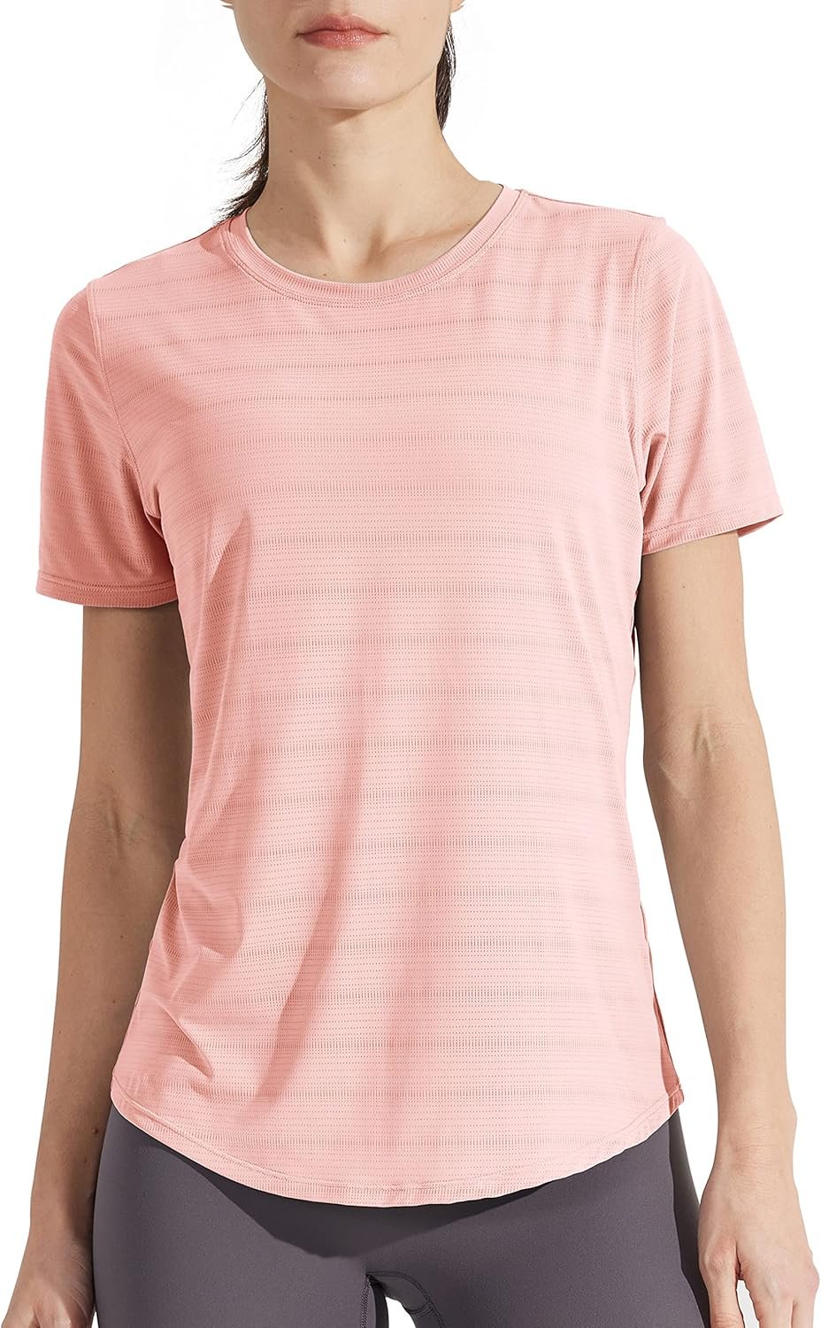 This high-performance athletic top features a breathable mesh-stripe design, delivering the ultimate in cool comfort.